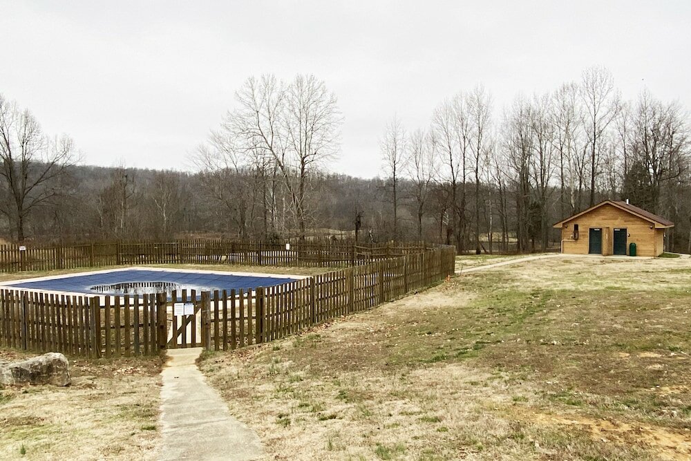 Фото Falls of Rough Resort