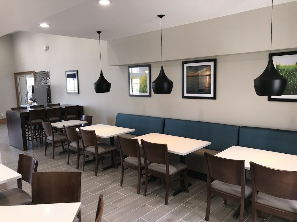 Фото Days Inn by Wyndham Grove