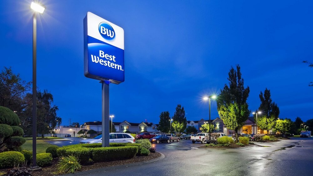 Фото Best Western Hartford Hotel & Suites