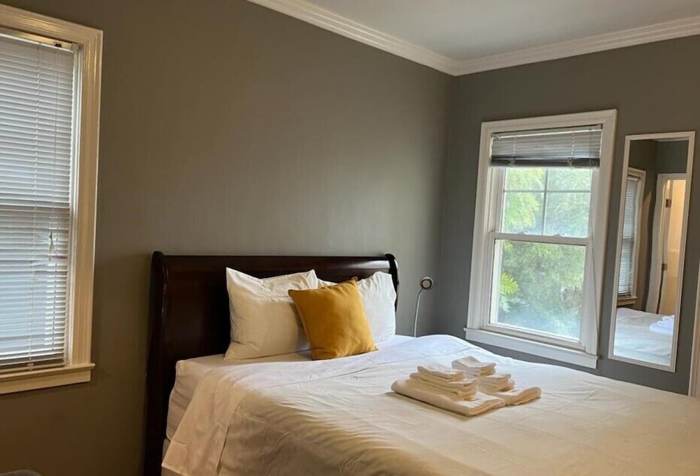 Фото Miller Apartments