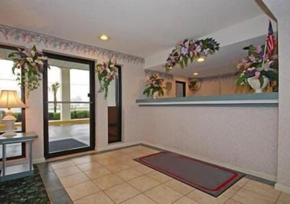 Фото Key West Inn - Montgomery South