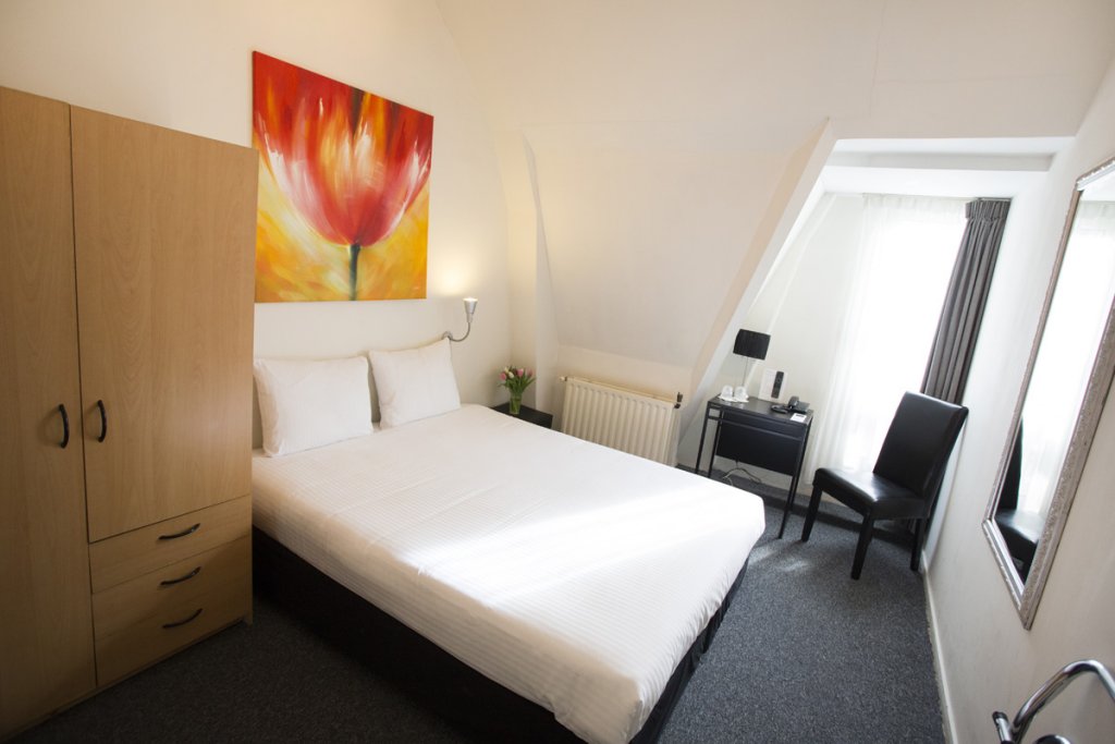 Фото Quentin England Hotel