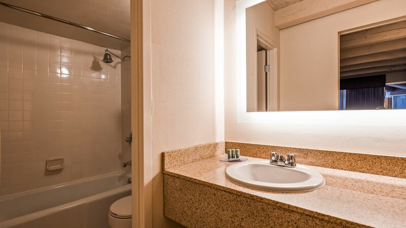 Гостиница Best Western Outlaw Inn