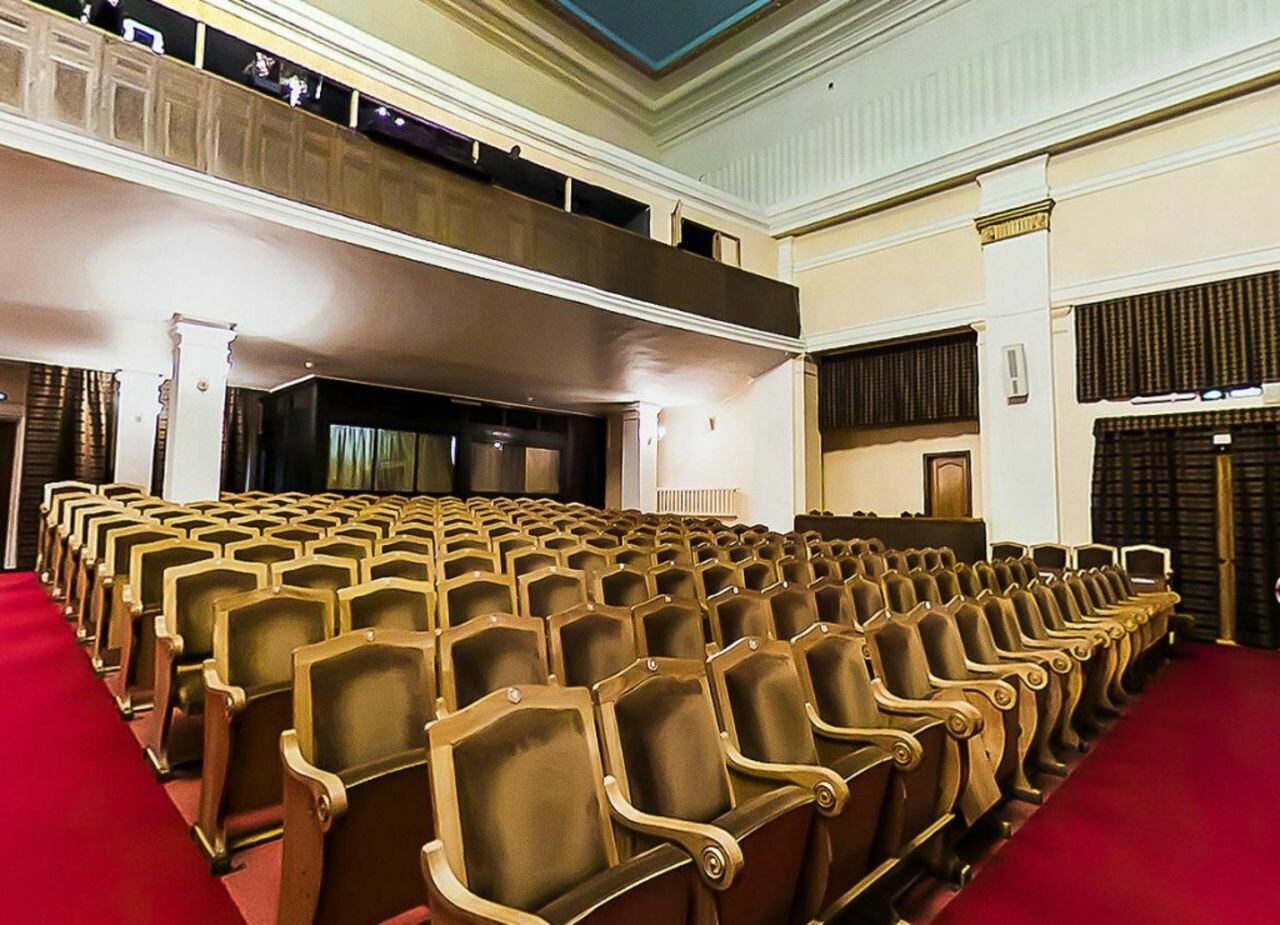 Театр драмы екатеринбург малый зал