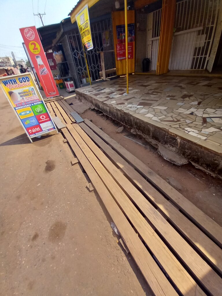 Water store With God Ventures, Accra, photo