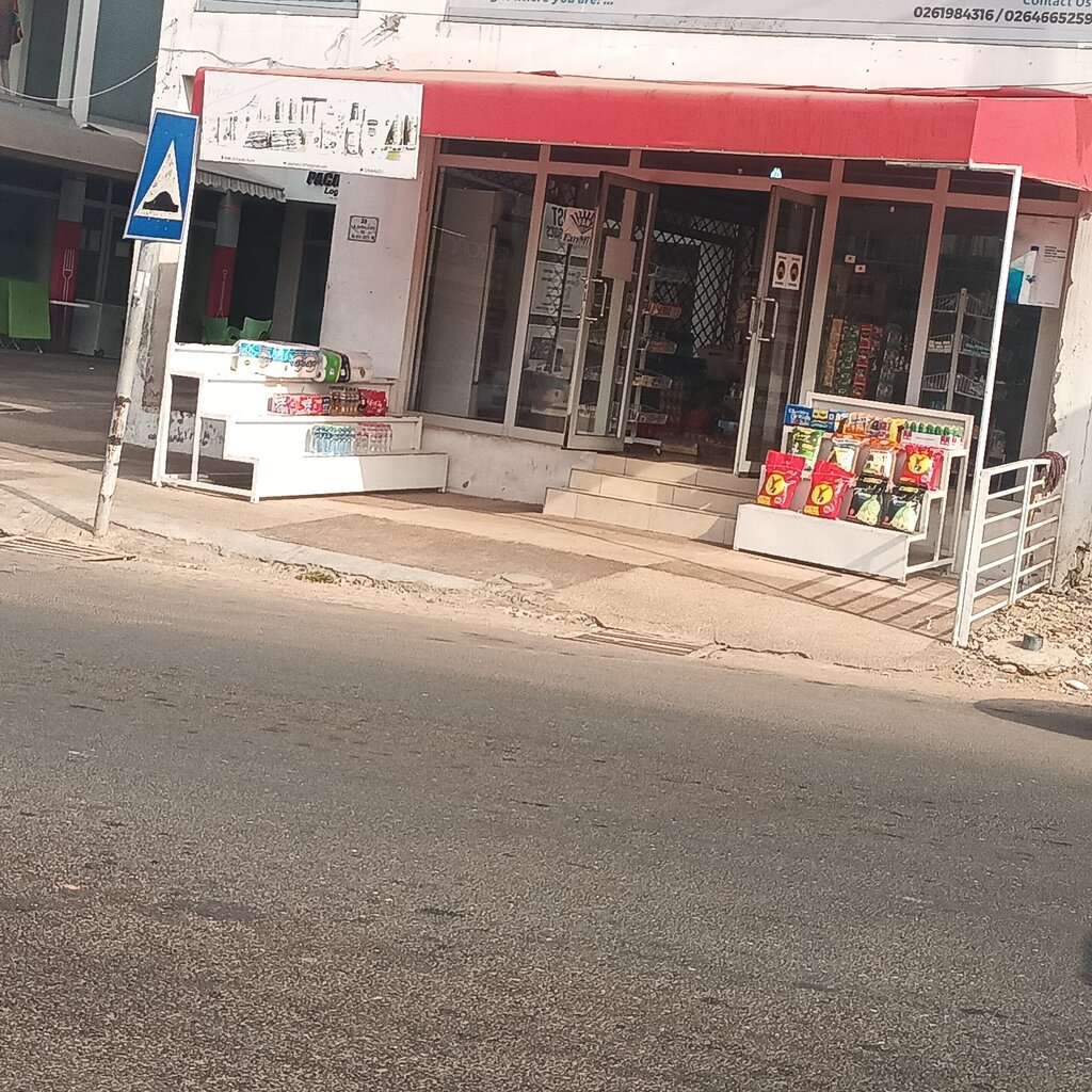 Grocery Krystal Grocery, Accra, photo