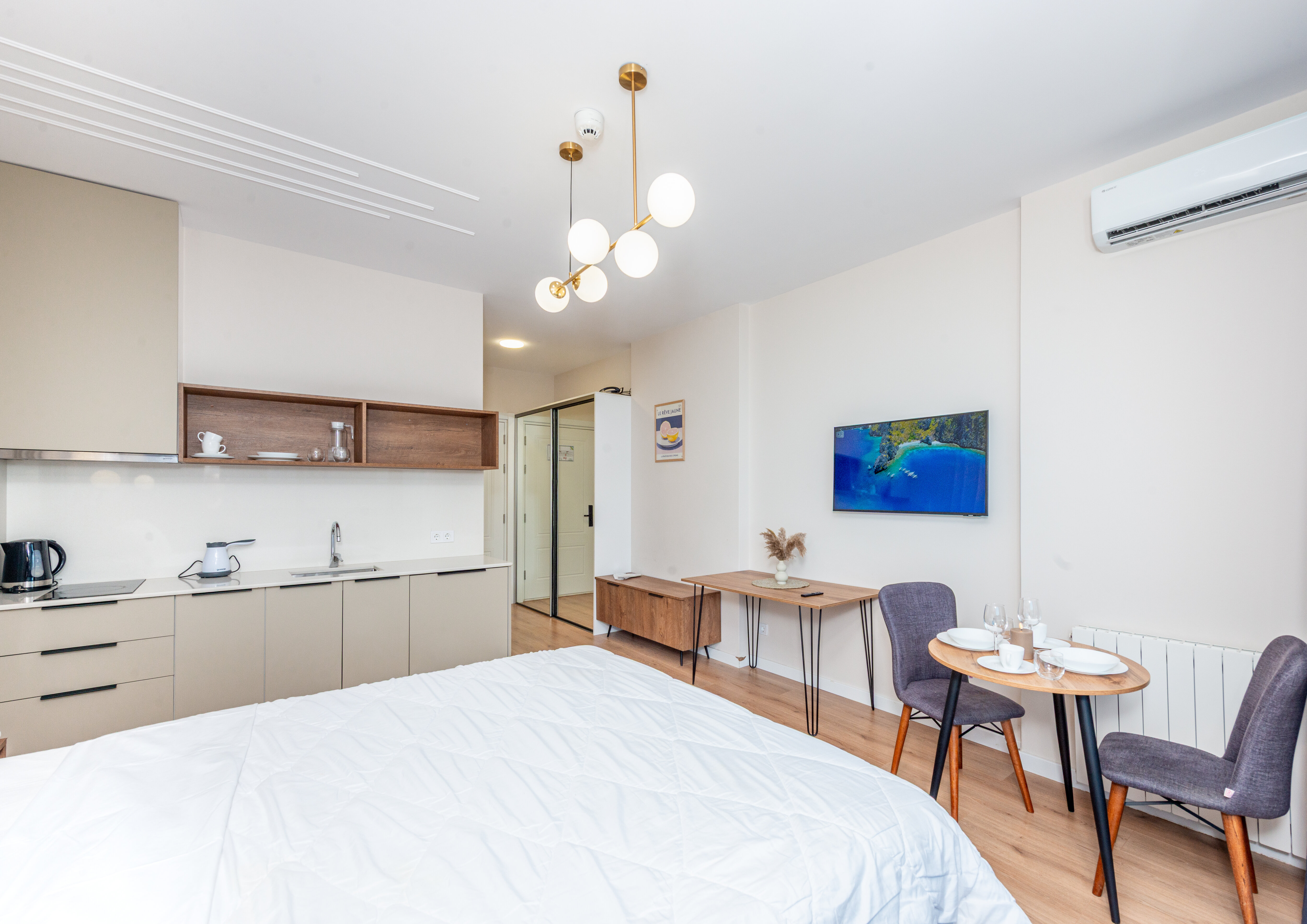 Фото Steps Batumi Hotel & Suites