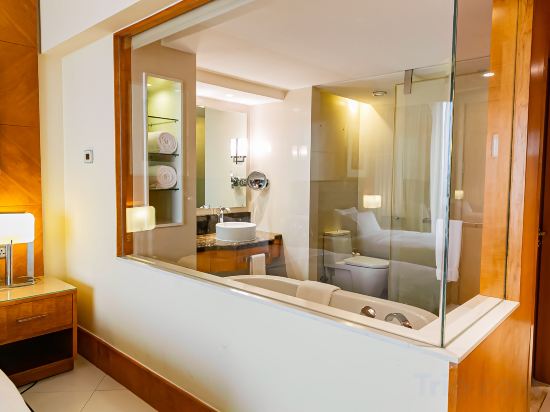 Фото Lagos Continental Hotel