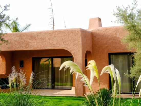 Фото Oasis Lodges