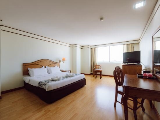 Фото Morakot Hotel Chumphon