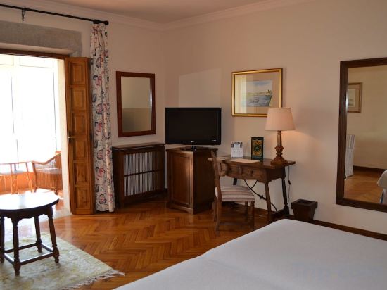 Фото Parador De Ribadeo Lugo