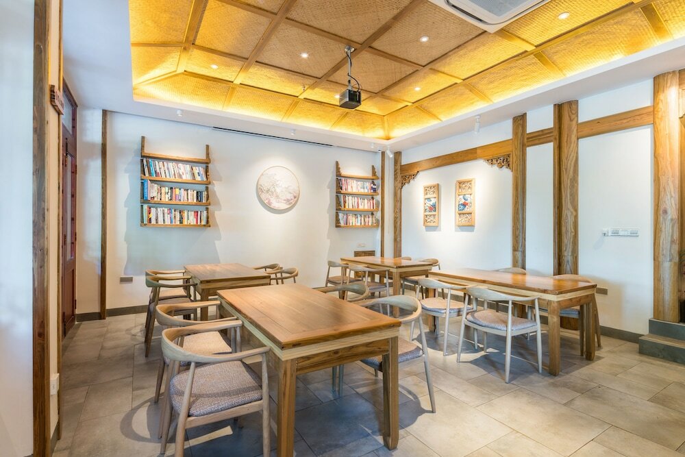 Фото Yangshuo Riverview Hotel