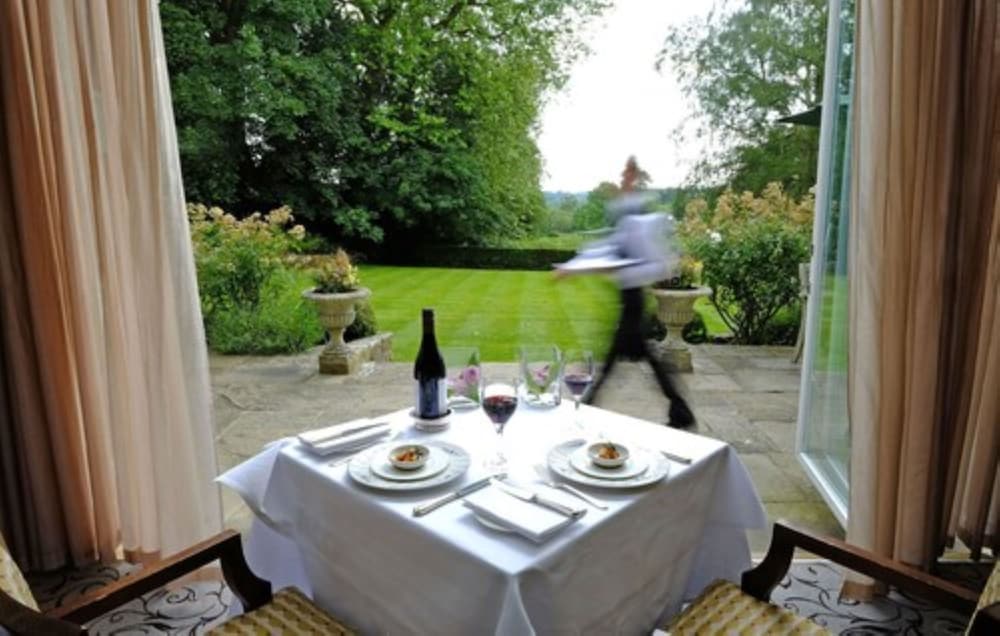 Фото Ockenden Manor Hotel & SPA