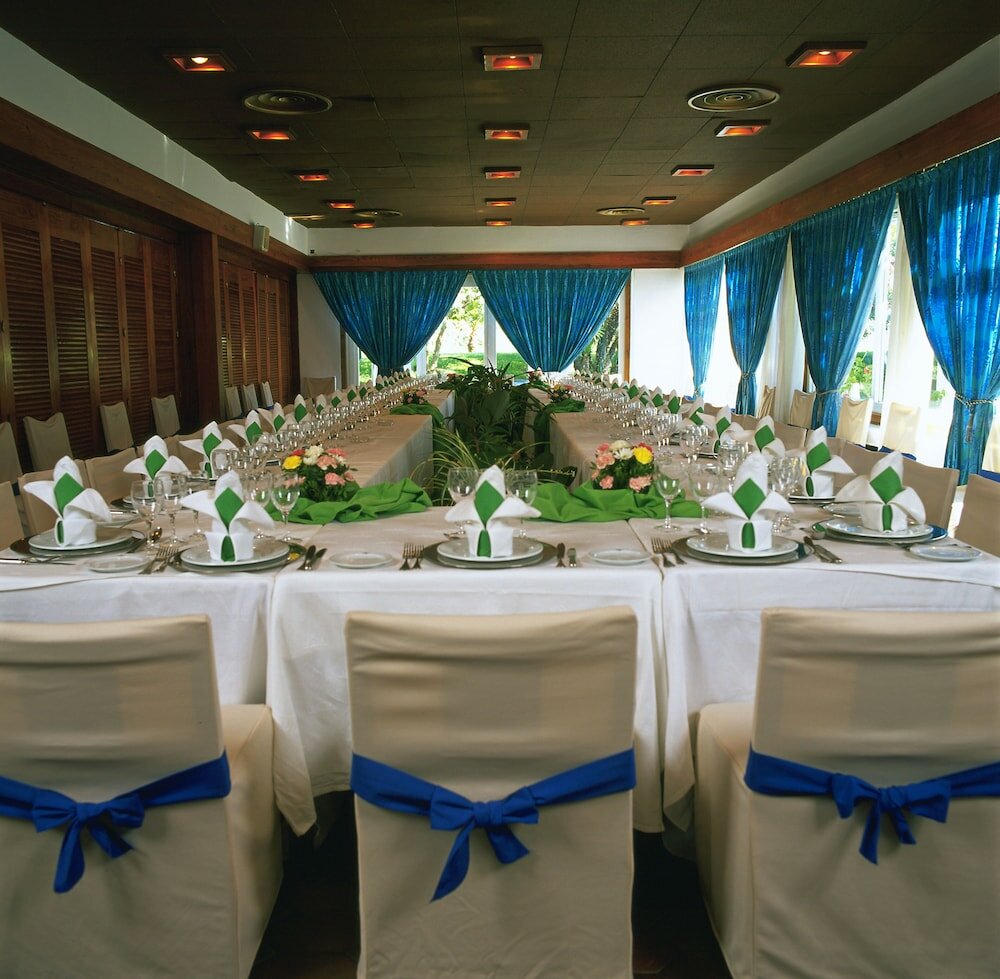 Фото Parador de Ceuta Hotel La Muralla