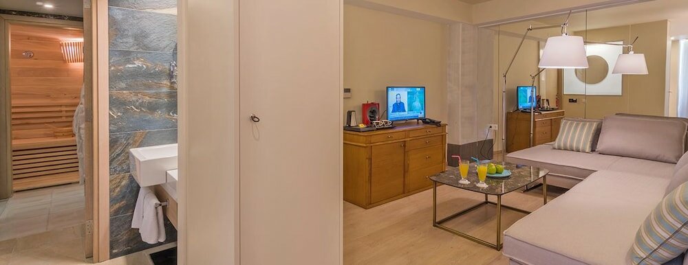 Фото Swell Boutique Hotel