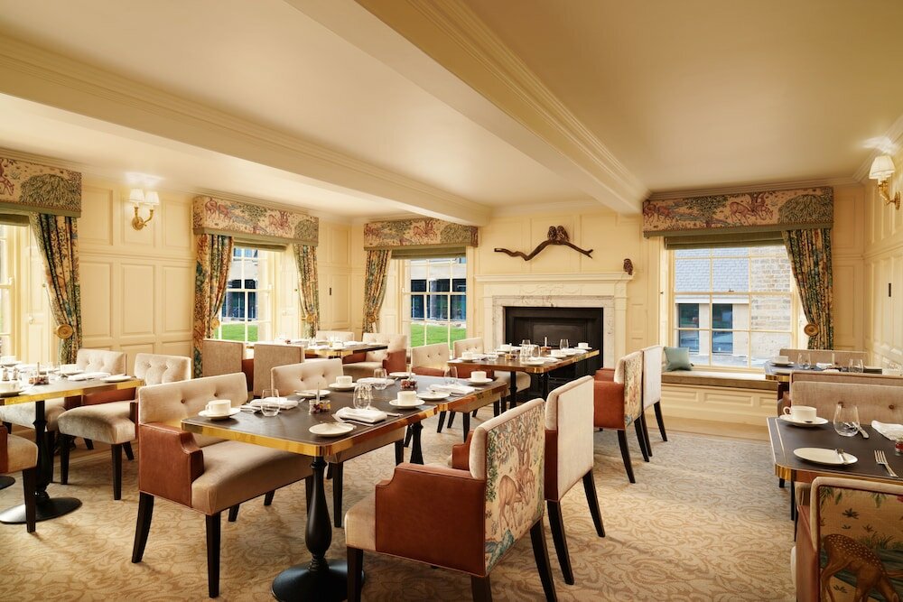 Фото Grantley Hall