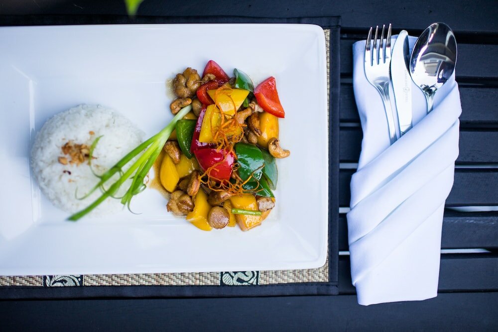 Фото Noni Tree Hostel