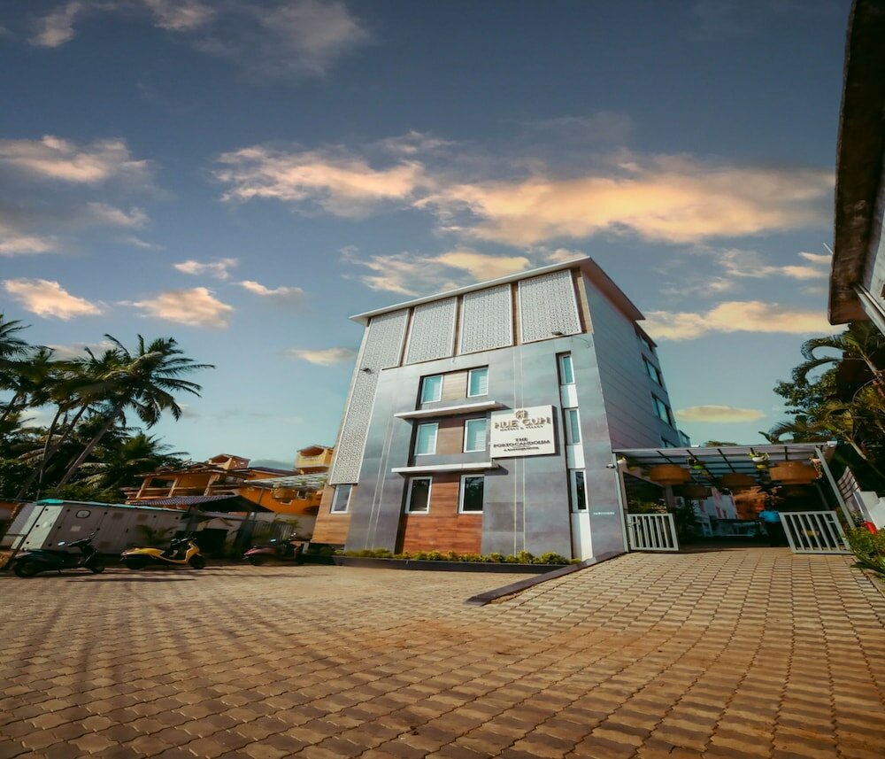 Фото Hue Guh The Porto Candolim