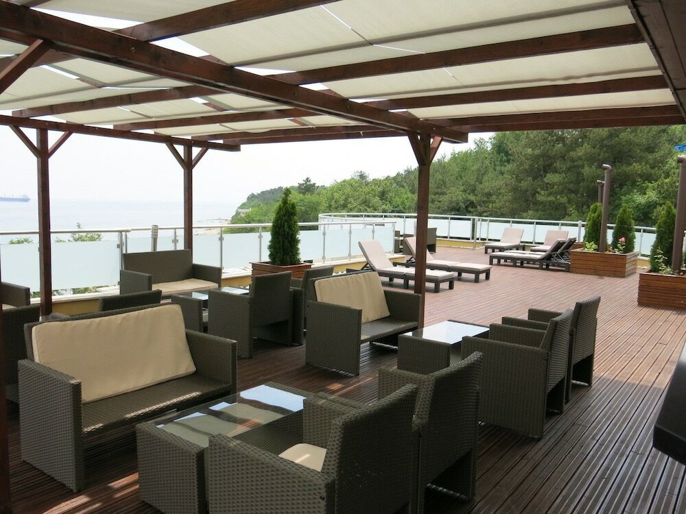 Фото Family Hotel Albizia