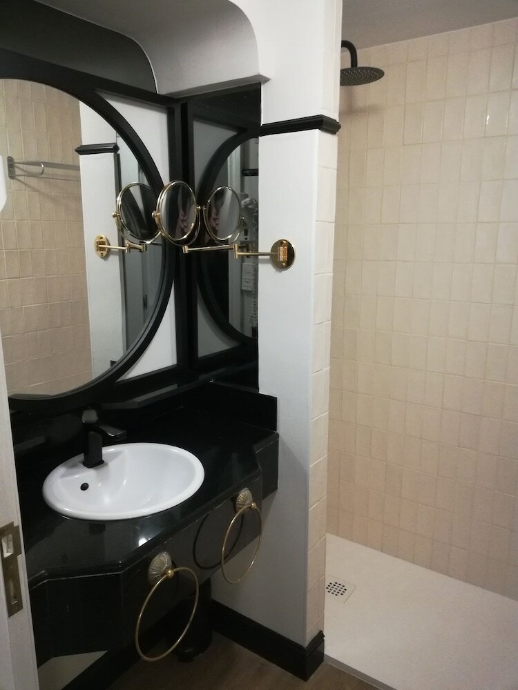 Фото Hotel Avenue Louise Brussels Trademark Collection by Wyndham