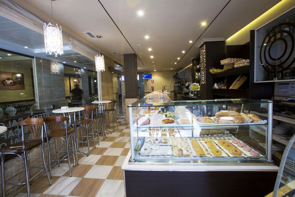 Фото Hotel Córdoba Centro