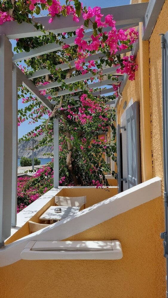 Фото Nostos Beach