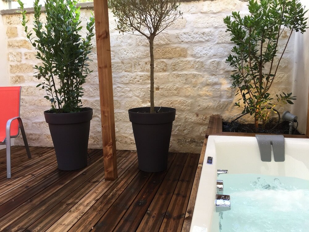 Фото Privilège Hôtel & Apparts Eurociel Centre Comédie