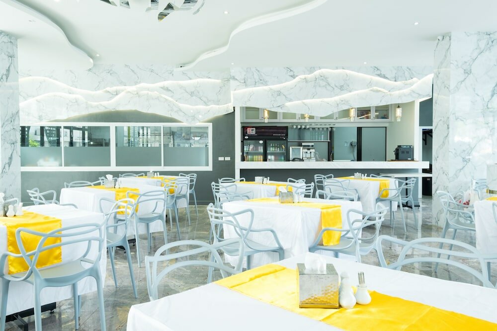 Фото P Plus Hotel