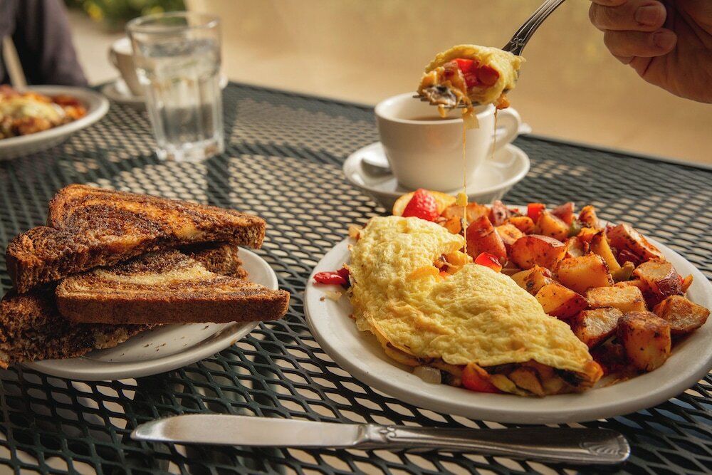 Фото Grouse Mountain Lodge