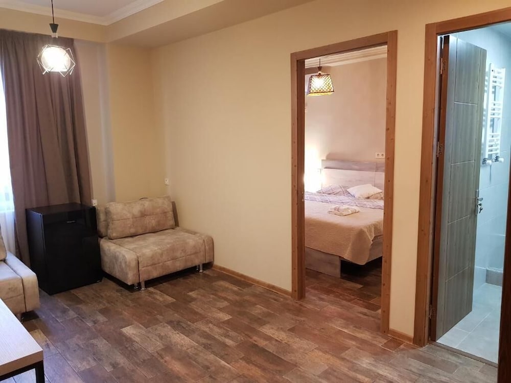 Фото Hotel Terrace Kutaisi