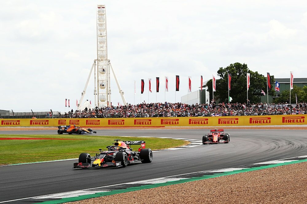 Фото Holiday Inn Express Milton Keynes, an Ihg Hotel