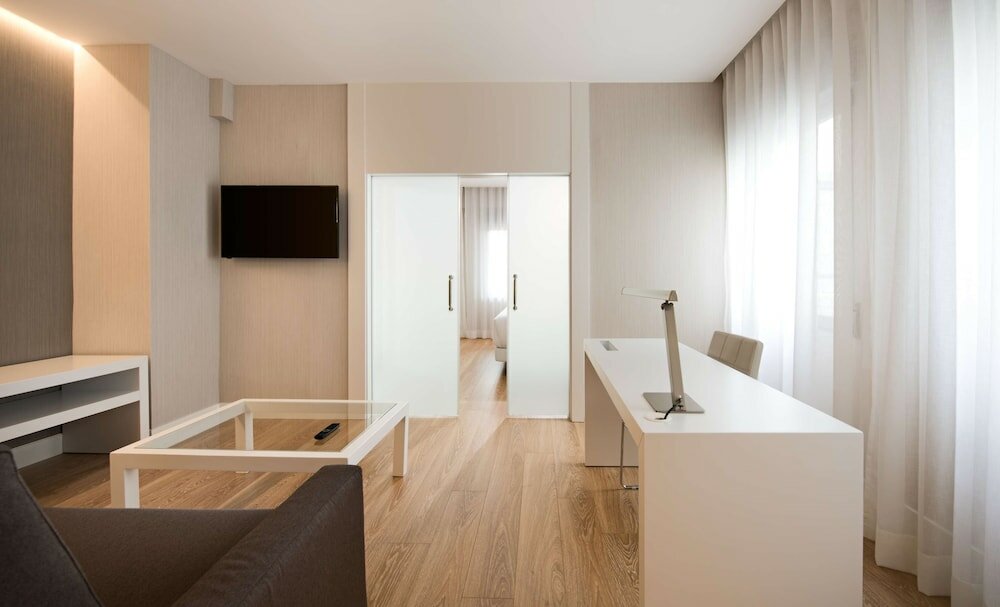 Фото Nh Madrid Chamberí