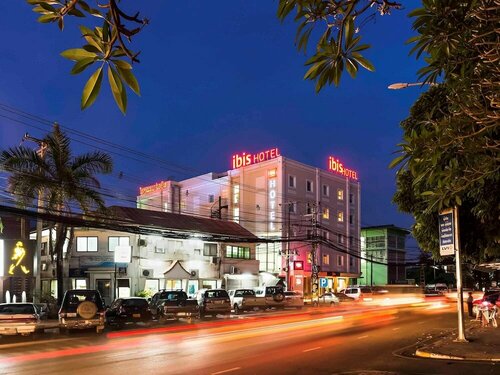 Внешний вид отеля Ibis Vientiane Nam Phu в Вьентьяне, фото 1