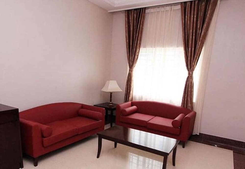 Фото GrandBee Suites