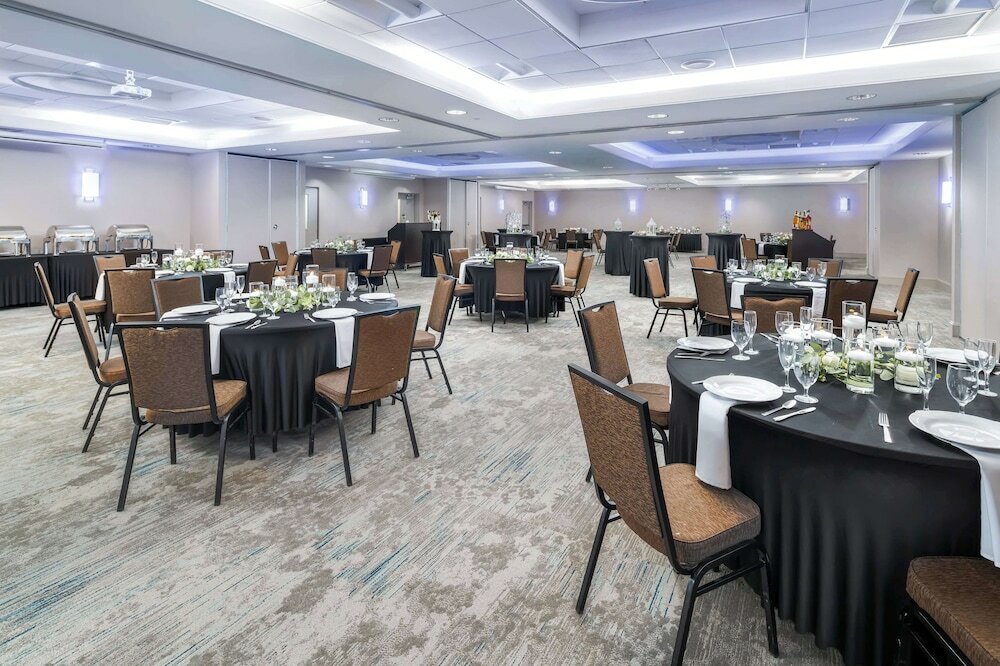 Фото Hilton Garden Inn Rockaway