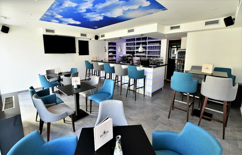 Фото Hotel Alkar