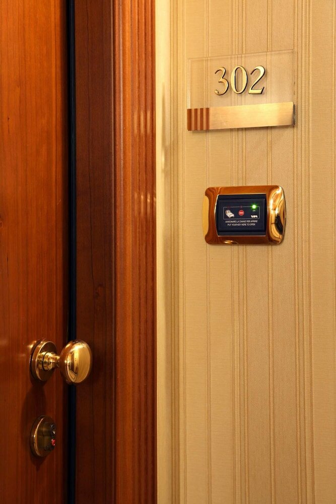 Фото Serena Hotel