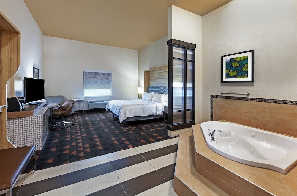 Фото Holiday Inn Amarillo East, an Ihg Hotel