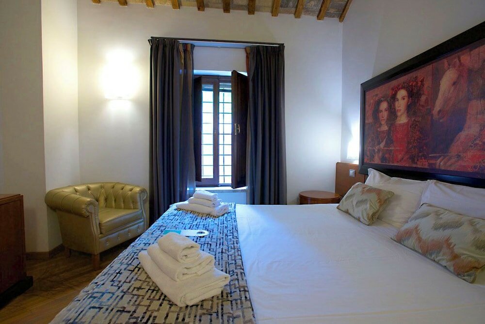 Фото St. Peter' Six Rooms & Suites