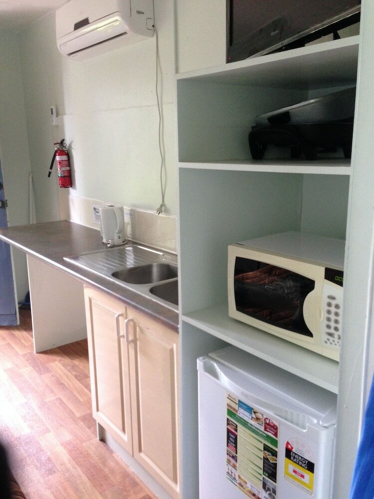 Фото Riverside Tourist Park