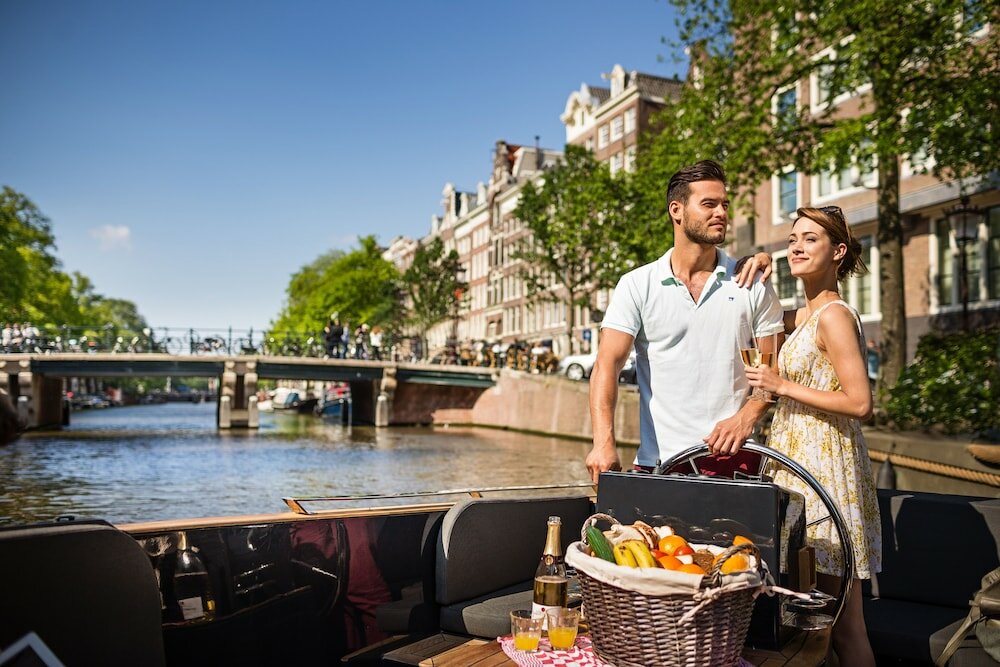 Фото The Highlander