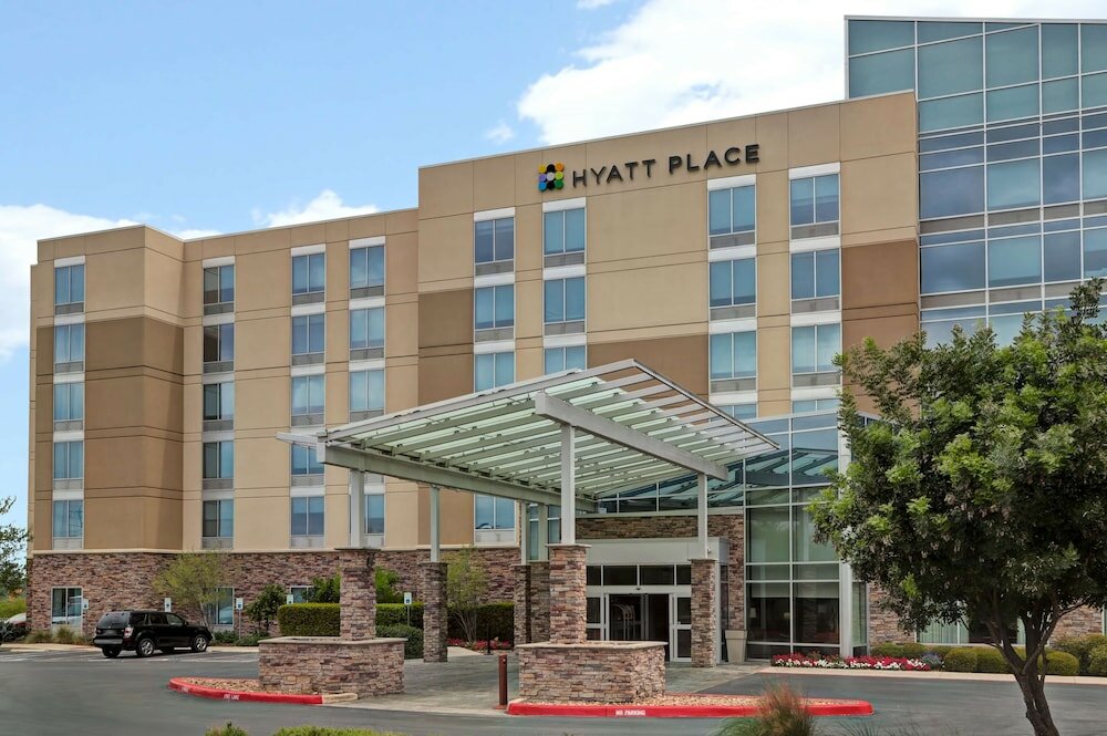 Фото Hyatt Place San Antonio – North/Stone Oak