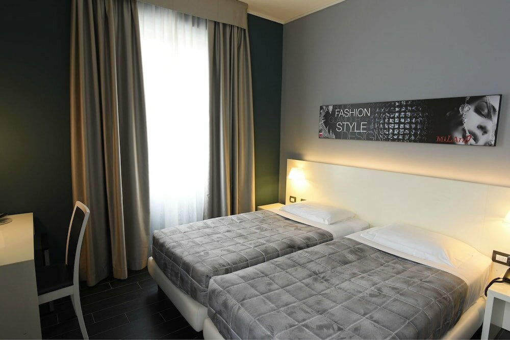 Фото Smart Hotel Milano