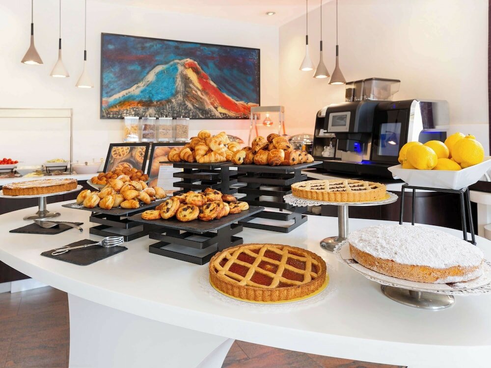 Фото Mercure Napoli Centro Angioino