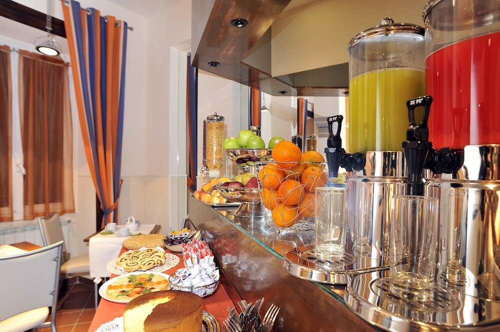 Фото Hotel Scott House Rome