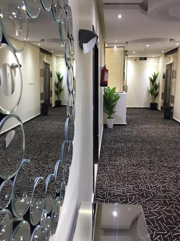 Фото Merfal Hotel Apartments Al Taawan