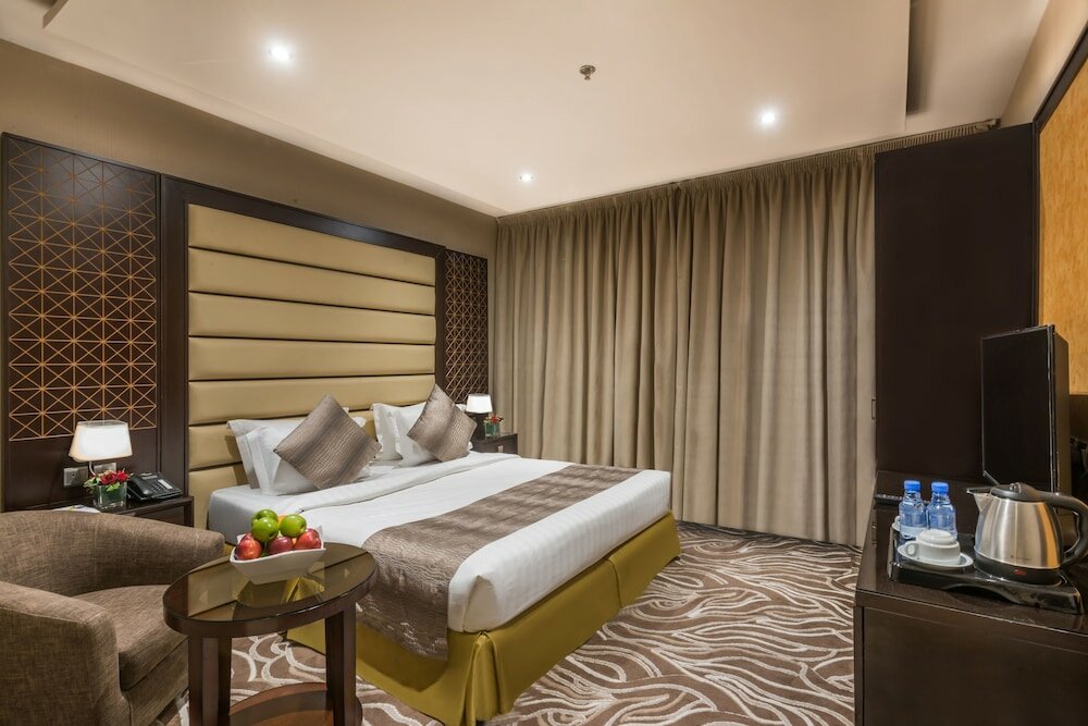 Фото Naviti Warwick Al Khobar