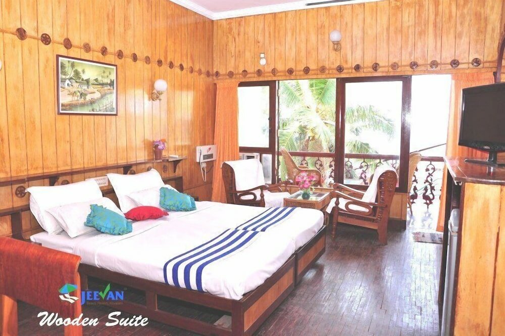 Фото Jeevan Ayurvedic Beach Resort
