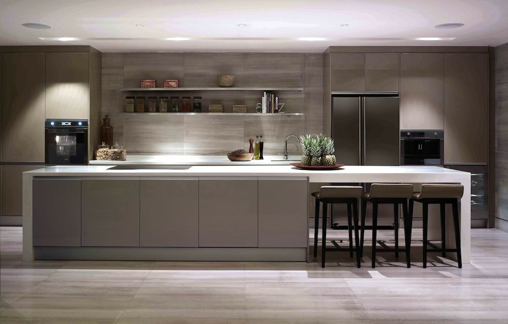 Фото New World Makati Hotel