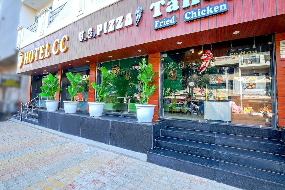 Фото отеля 2